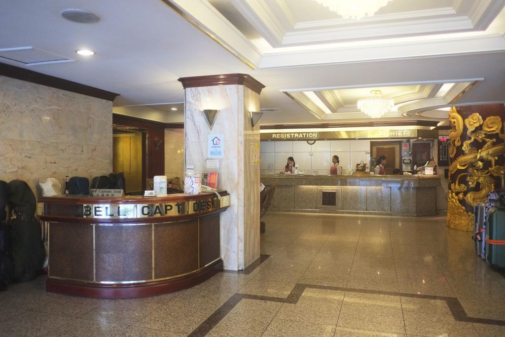 Emperor Hotel Taipei Bagian luar foto